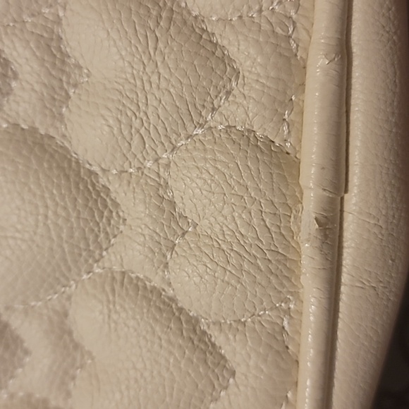 Adorable Betsy, Johnson purse, - Picture 15 of 15